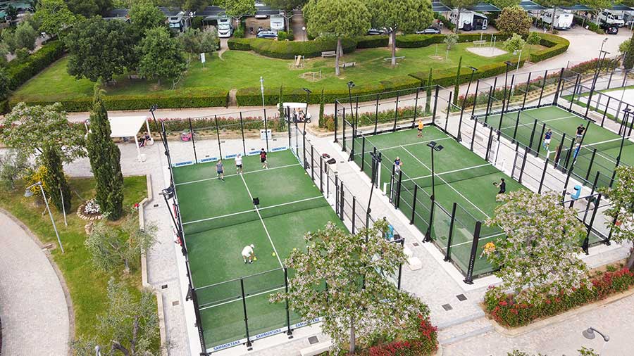 Campi da padel al Pappasole Camping Village